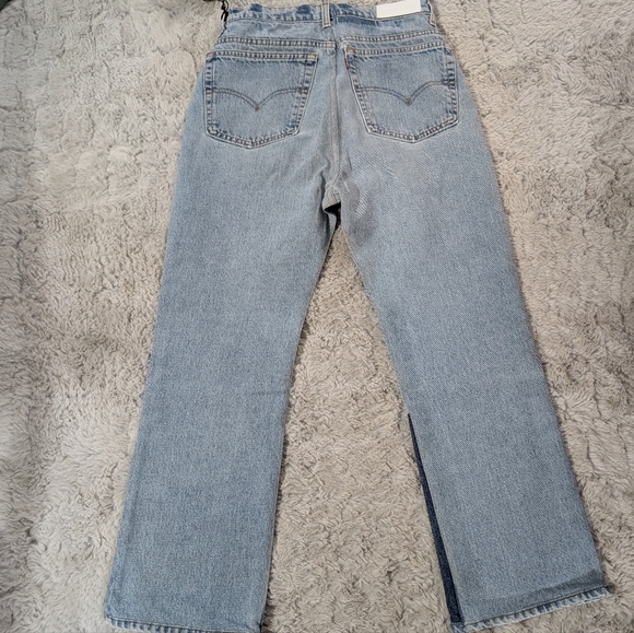 Redone Levi's 70s Loose Flare - Picture 2 of 9